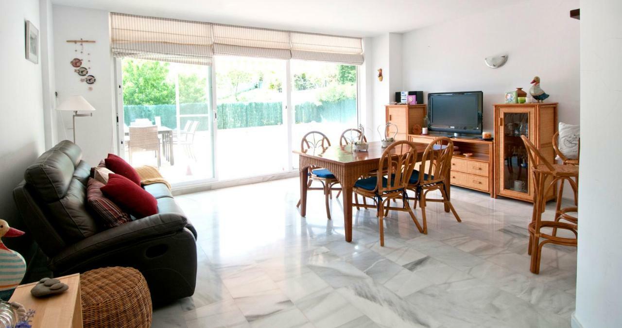 Apartament Les Tonyines Льянсса Экстерьер фото