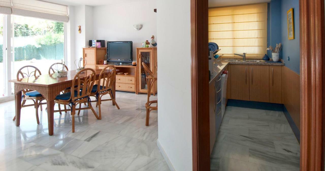 Apartament Les Tonyines Льянсса Экстерьер фото